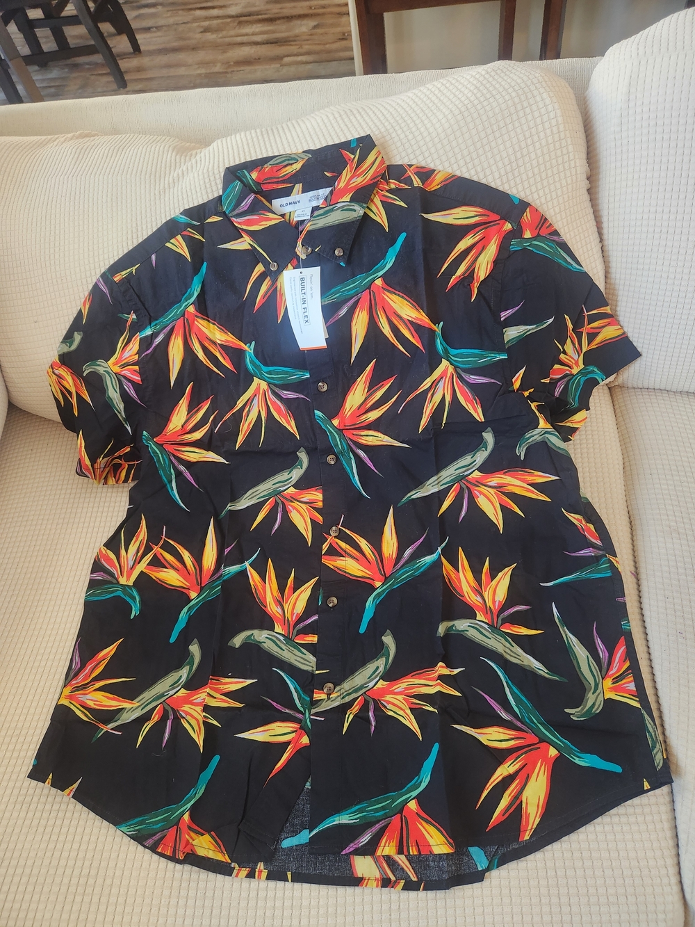 Men's Black Tropical Print Short-Sleeve Shirt Button Down Vibrant Floral